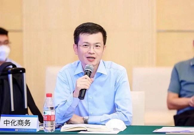 由中化商务副总经理欧阳兮带队